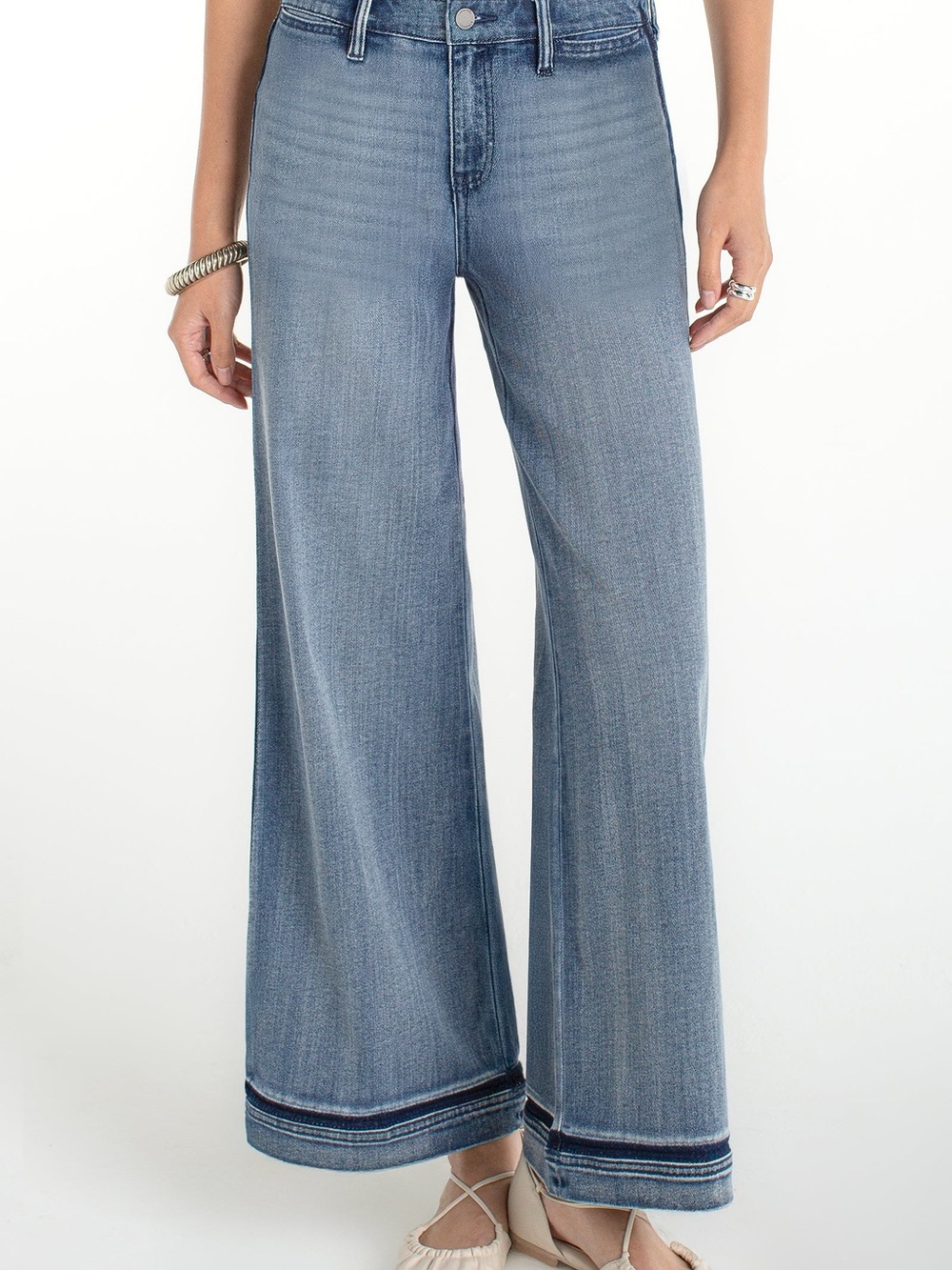 NWT! Liverpool Wide Leg Women's Jeans in Light Blue Wash
